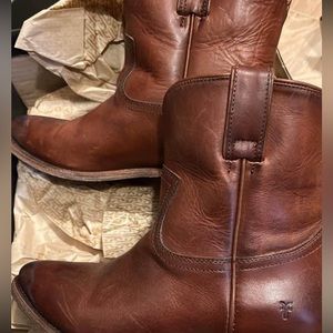 Frye Billy booties